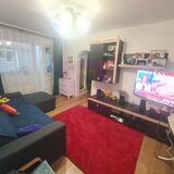 Apartament cu 3 camere de vanzare in Campina - Zona Cuza